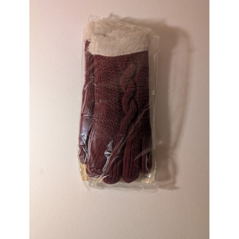 Vintage‎ Sears Roebuck Cable Knit Gloves Burgundy Faux Fur Trim New Sealed - Picture 2 of 3